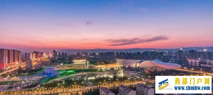呼和浩特悠久的历史与灿烂的文化,筑起了这座“青...(图1) 呼和浩特悠久的历史与灿烂的文化,筑起了这座“青...(图1)