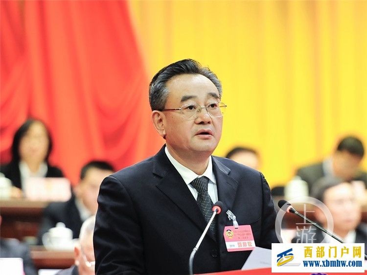 奔赴新的“赶考路”︱石柱县委书记蹇泽西:把石柱建设成为全国生态康养胜地(图1) 奔赴新的“赶考路”︱石柱县委书记蹇泽西:把石柱建设成为全国生态康养胜地(图1)