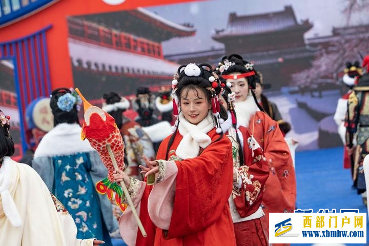 2023成都冬季冰雪温泉旅游季在大邑启幕(图5) 2023成都冬季冰雪温泉旅游季在大邑启幕(图5)