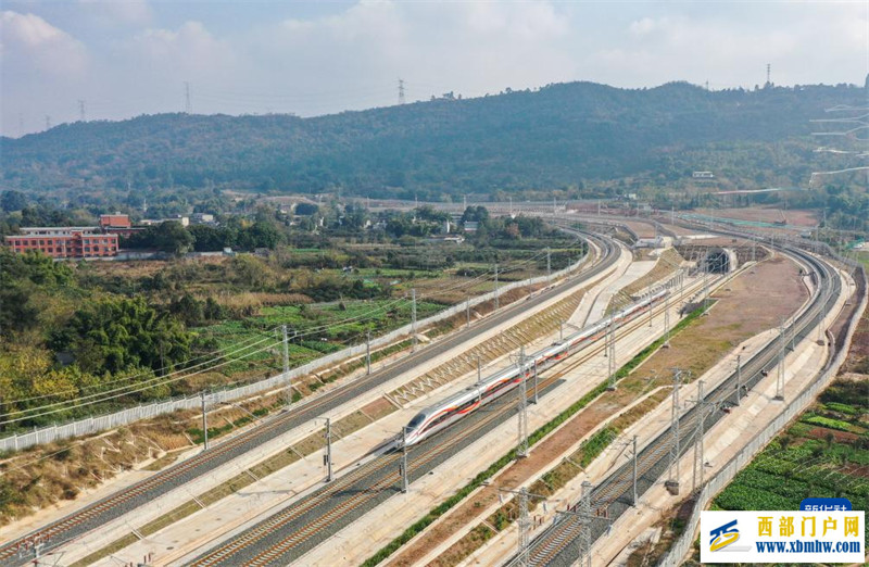 成自宜高速铁路开通运营(图5) 成自宜高速铁路开通运营(图5)