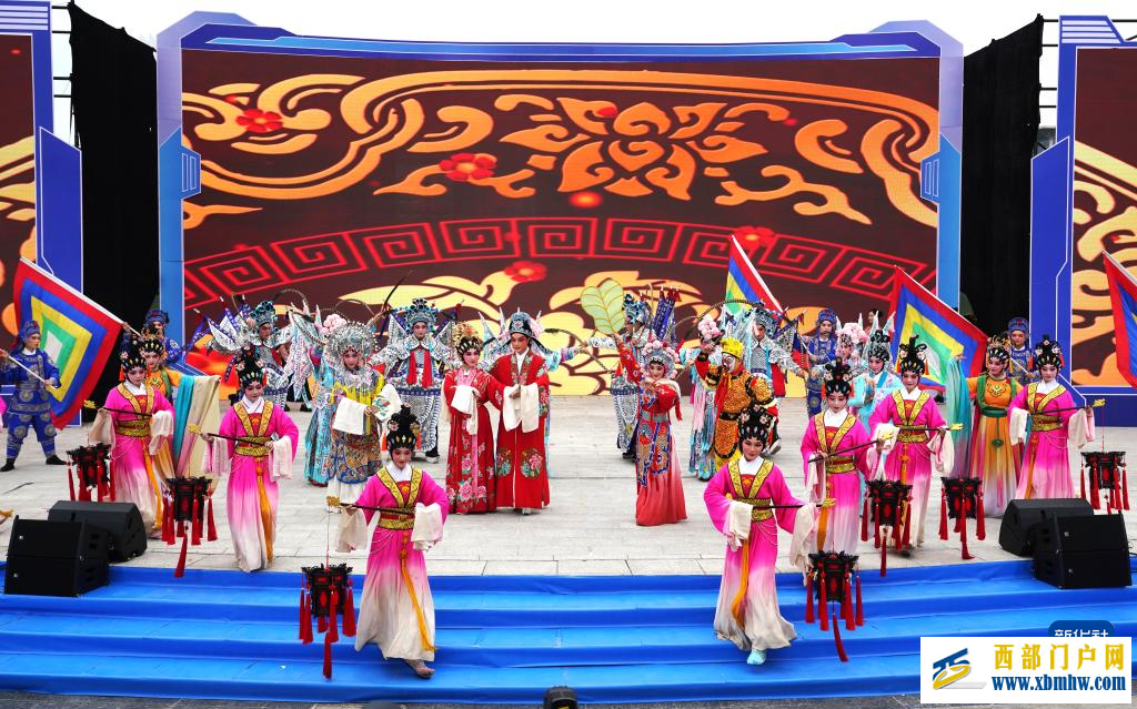 第三届中国—东盟(南宁)文化月活动在广西南宁精彩上演(图1) 第三届中国—东盟(南宁)文化月活动在广西南宁精彩上演(图1)