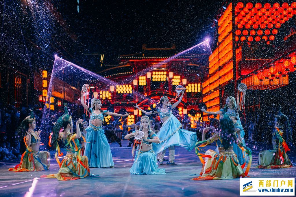 一声“开市”入盛唐——陕西文旅“上新”添彩假日经济(图2) 一声“开市”入盛唐——陕西文旅“上新”添彩假日经济(图2)
